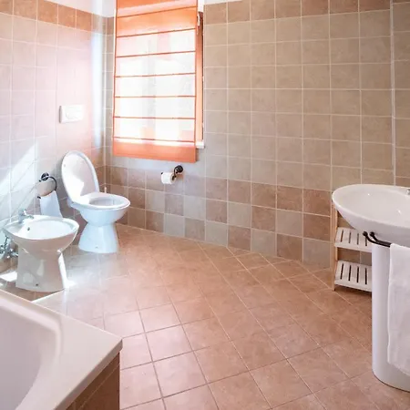 Dionigi Διαμέρισμα *